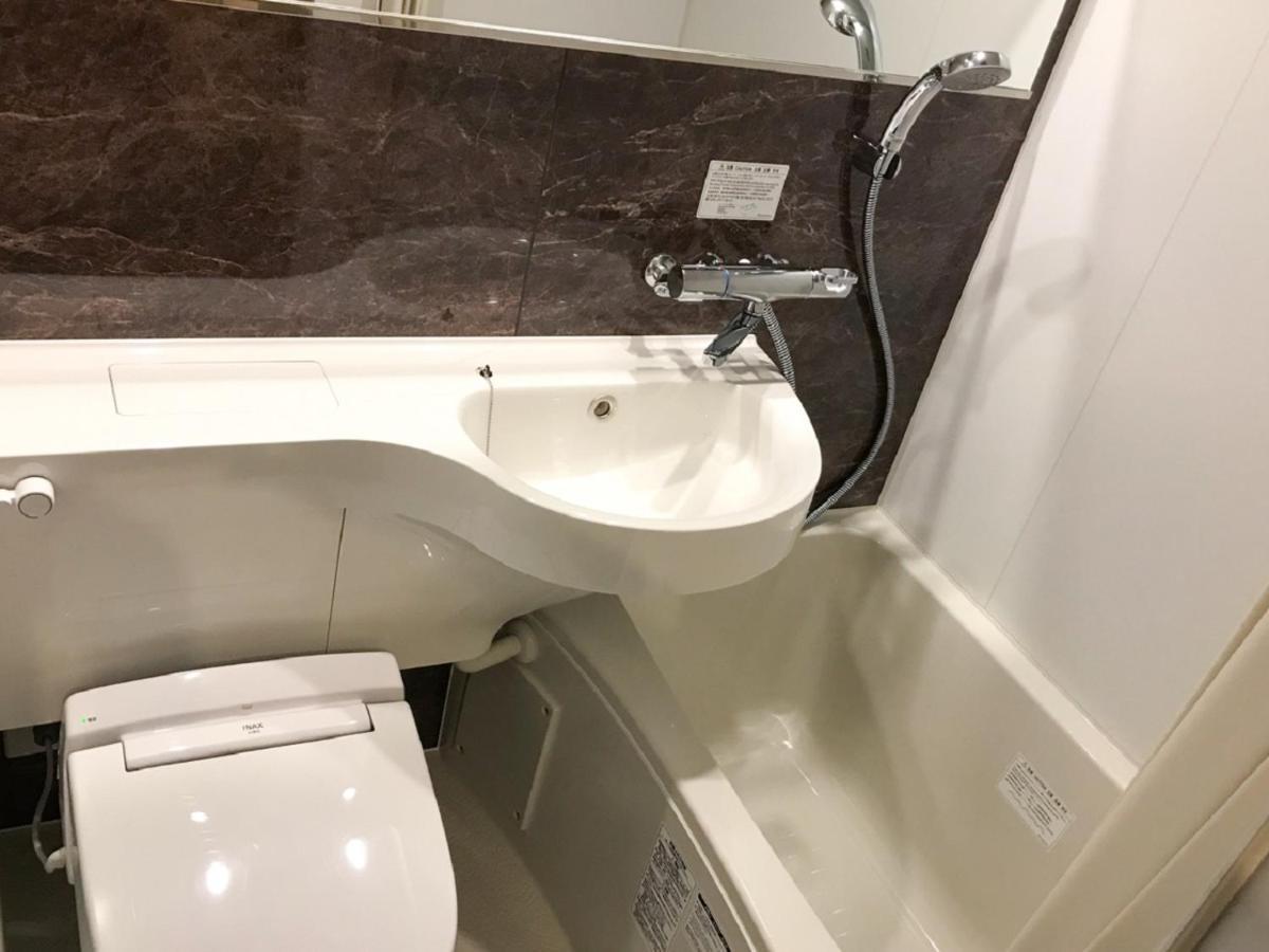 Hotel Livemax Shinyokohama Yokohama  Extérieur photo