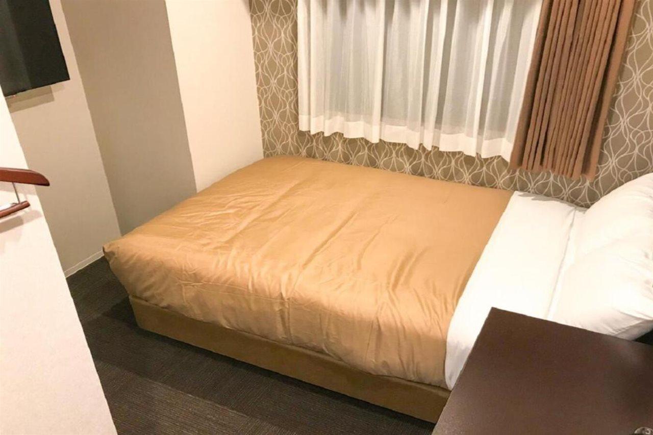 Hotel Livemax Shinyokohama Yokohama  Extérieur photo
